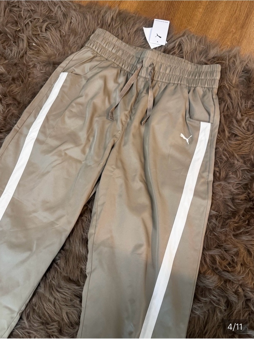 Puma Beige Wide-Leg Track Pants with White Side Stripes - Picture 4 of 6